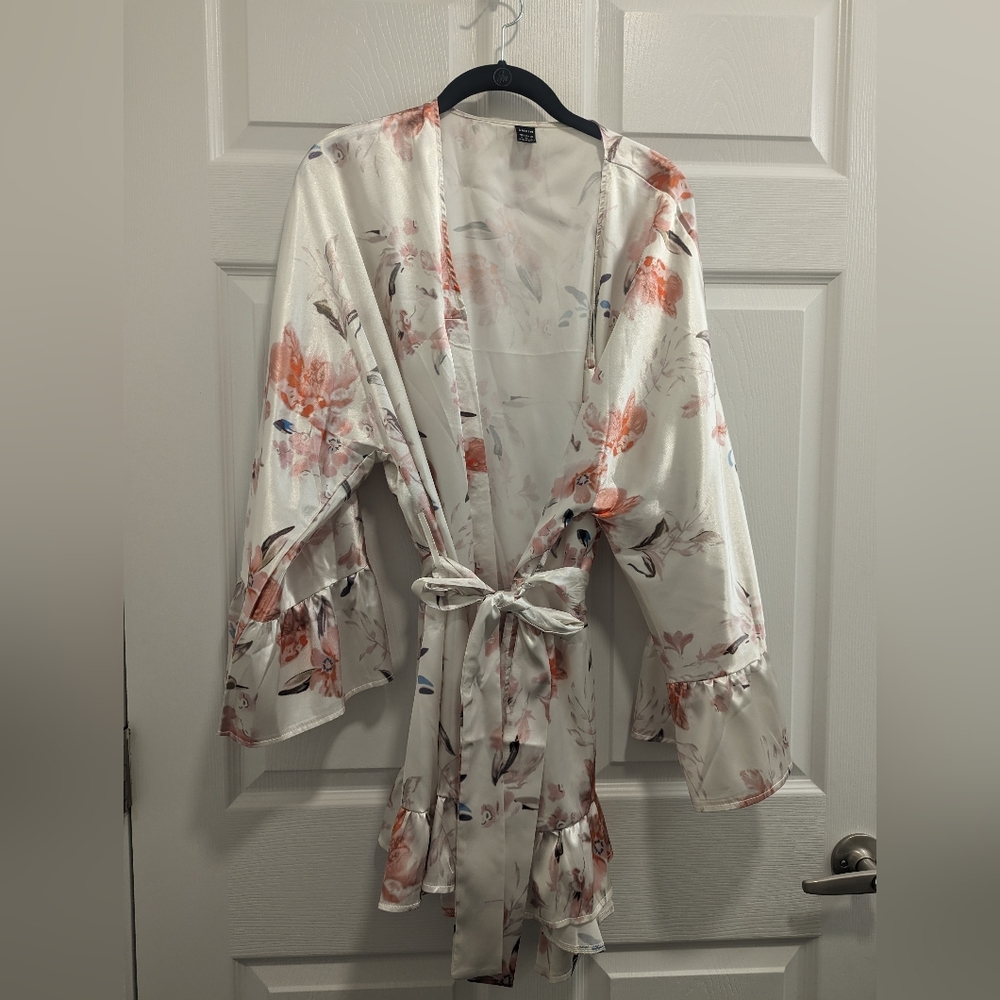 Bathrobe, size small